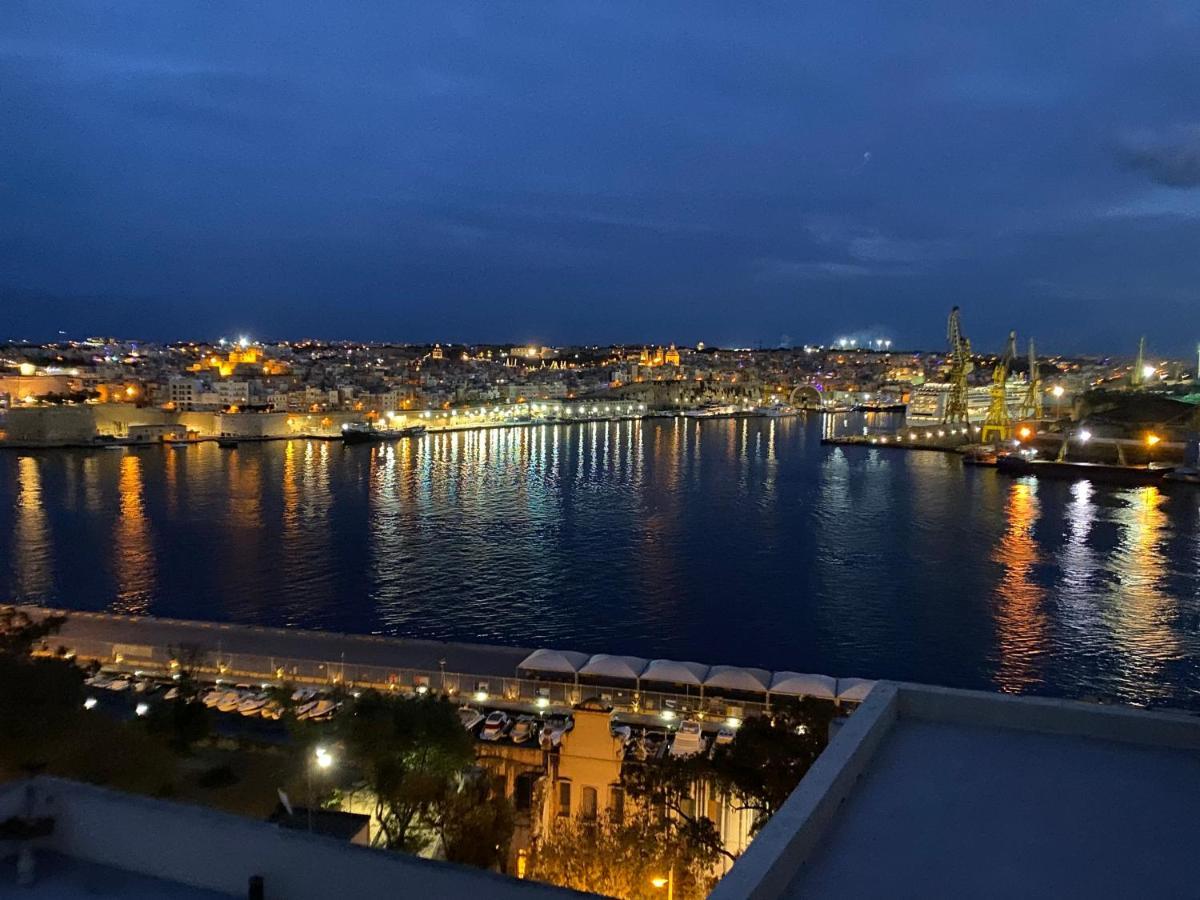 Tritoni Valletta Boutique Hotel フロリアーナ エクステリア 写真