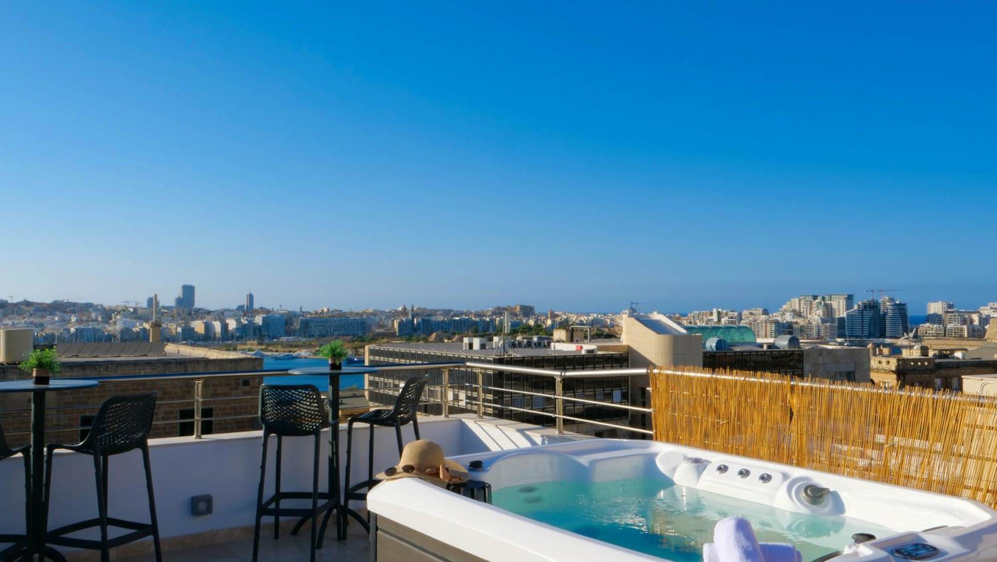 Tritoni Valletta Boutique Hotel フロリアーナ エクステリア 写真